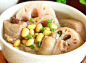 莲藕黄豆排骨汤：生藕性寒，熟藕性温，可以补心生血，健胃开脾，滋养强壮，莲藕汤利小便，清热润肺。 - 你我觅 - niwomi.com