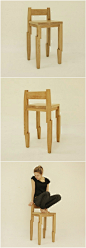 韩国女设计师Seo Young Moon设计的日本武士椅子仿佛像是被武士刀拦腰斩断，却依然屹立不倒，据称可以承受150公斤的重量。 #设计# #产品# #创意#
