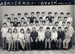 新堂愁一采集到青岛七八十年代摄影图集