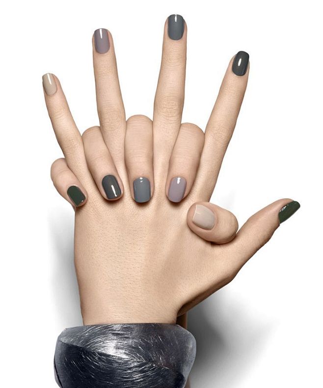 Grey Ombre by Essie
...