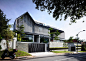 SINGAPORE, HOLLAND GROVE | INTERIORS & CONTRACT -  EN : SINGAPORE, HOLLAND GROVE | INTERIORS & CONTRACT -  EN With strong emotional ties to the bungalow in which they spent twenty-five years of their life, the couple who