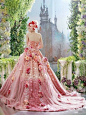日系品牌 Stella de Libero??仙裙上绽放的花朵，梦幻至极。 ????