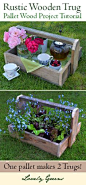 How to make TWO rustic wooden trugs out of a single pallet. Gorgeous for indoor display but can also be used as wooden planters   #pallet #palletproject #pallets #containergardening #rustic #decor #diy #tutorial #upcycle #reclaimedwood