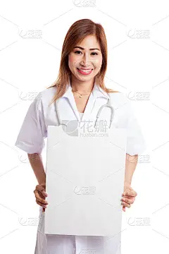 年轻的亚洲女医生表现出一个空白的迹象