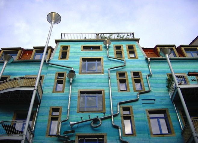 听雨水奏曲美妙的歌，德累斯顿城市建筑装饰...