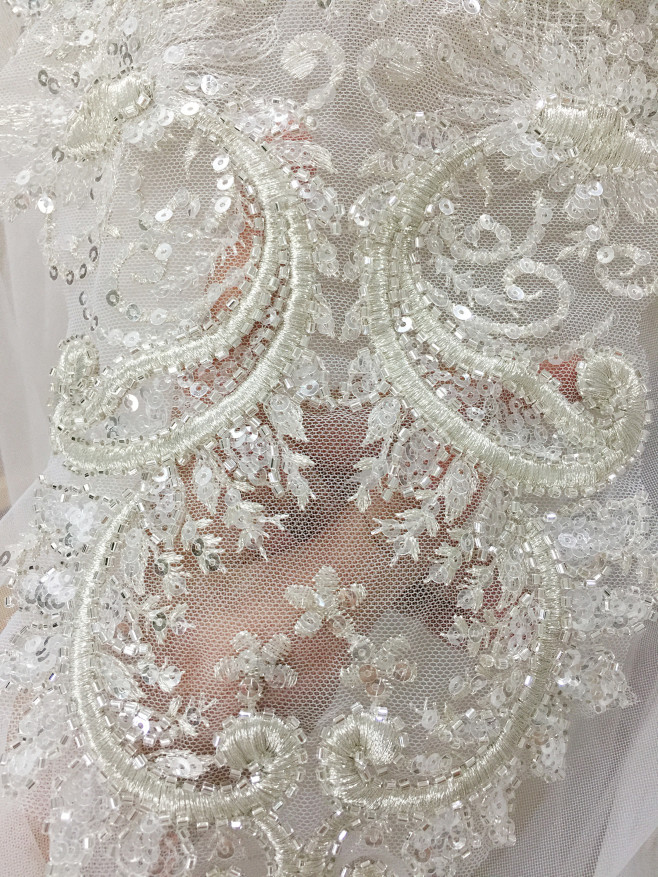 精致外单银线立体钉珠亮片蕾丝贴花 高定婚...