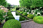 ~so beautiful, water in the garden!: 