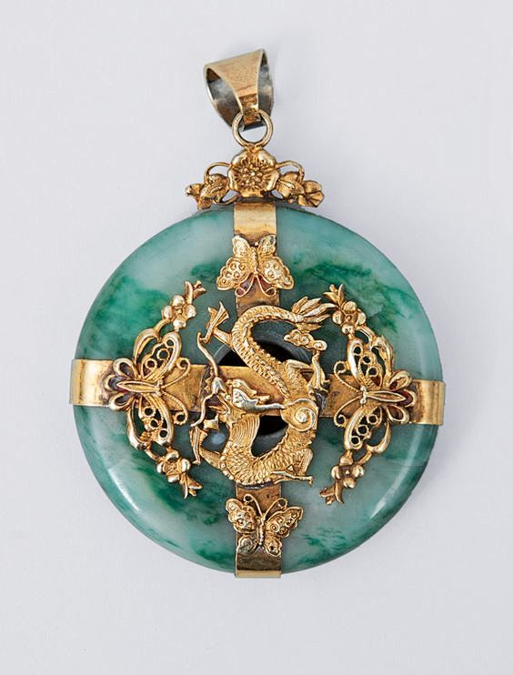 A big jade pendant w...