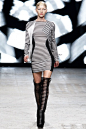 Gareth Pugh2012春夏高级成衣发布秀_2012巴黎时装周图片322024_T台展示_VOGUE时尚网