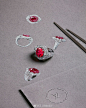  【LV高级珠宝设计图】
规整对称的图形运用 颇有装饰艺术的风