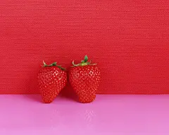 秀色可餐草莓高清壁纸桌面壁纸1