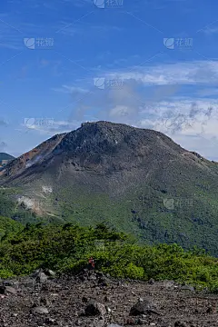 从南嘉山看昭苏山