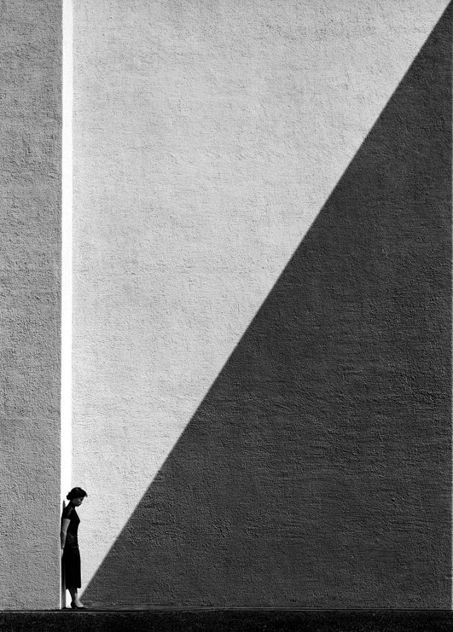 approaching shadow//...