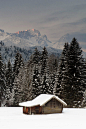 Mountain Cabin, Partenkirchen, Germany

photo via myworried

