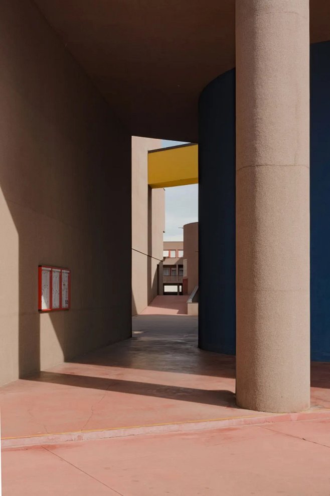 阿尔多罗西aldorossi普利兹克设计师