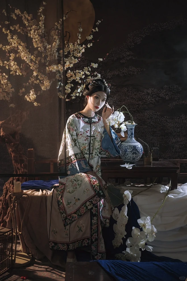 “怎奈松风明月三千里”｜清汉女-花瓣网