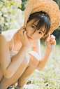 草帽女孩野外清新写真清纯可人