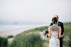 pinkliang采集到FOGGY OCEANFRONT WEDDING