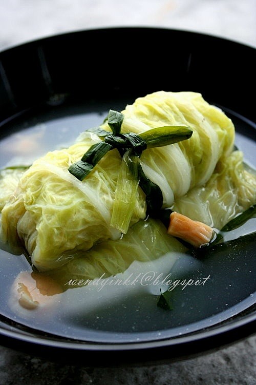 Chinese Cabbage Roll...