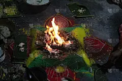 雅依那孔达，仪式坑，哈凡孔德，荷马孔达姆(梵语)或阿格尼孔达在印度寺庙祭祀神圣的火。在印度奥里萨邦的