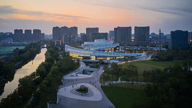 杭州运河中央公园（二期）/ 浙江省建筑设...