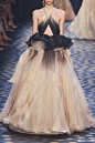 Marchesa ​​​​