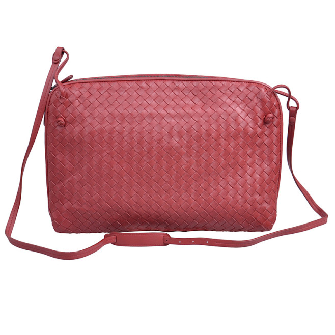 BOTTEGA VENETA 纯色女包欧...