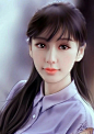Angelababy，中文名杨颖，1989年2月28日出生于上海，13岁时移居香港，中国影视女演员。 
2009年主演电影《全城热恋》。2012年，Angelababy凭借爱情片《第一次》获得第十三届华语电影传媒大奖“最受瞩目女演员奖”。2013年1月，《南都娱乐周刊》评选中为新一代“四小花旦”之一；同年在徐克导演的影片《狄仁杰之神都龙王》中担任女主角， 并且获得第21届北京大学生电影节最受欢迎女演员奖。
2014年，Angelababy加盟综艺节目《奔跑吧兄弟》并主演电影版。2014年12月主演顾长