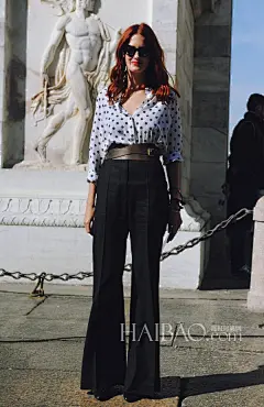 【图】红发“女魔头”泰勒·托马西 (Taylor Tomasi) 珠宝搭配合辑：细数其过往街拍中精美的首饰！_第4页_明星与珠宝_海报时尚网