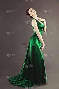 女人,高雅,红色,染红的头发,垂直画幅,美,注视镜头,美人,古典式,女子晚礼服