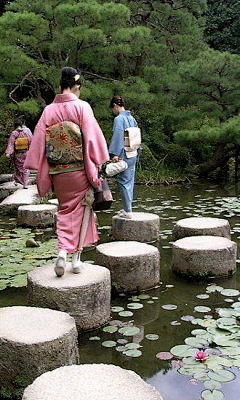 伊东小三黑采集到水景和盆景