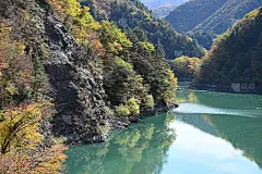 荷达卡山在仲秋