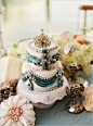 华丽风格的婚礼蛋糕-婚礼蛋糕-汇聚婚礼相关的一切
