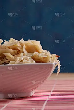 面条和卷心菜