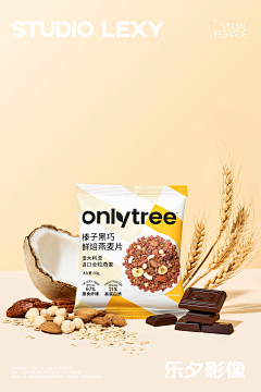 蓝色发财猫采集到可以参考做的海报