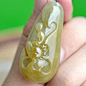 水头十足 纯黄翡雕刻 细腻水润生肖龙头 平安无事牌翡翠A货玉坠-淘宝网