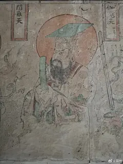 佛头寺
寺内壁画
佛头寺大殿在国保名单中断代为宋，内有的二十四尊天壁画。二十四尊天或二十尊天是佛教美术中的常见题材，或是彩塑或是壁画，现存寺院中还有不少，从二十四诸天组合来看，壁画年代似乎应该早于明或至少在明初 ​​​​