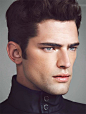 型男： Louis Vuitton/Sean O'Pry