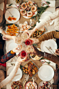 餐桌,在上面,拿着,幸福,新年,晚餐,季节,香槟杯,垂直画幅,饮食
