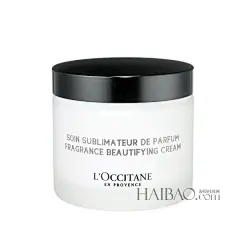 【图】皮特茱莉爱情长跑10年终领证，解读安吉丽娜·朱莉 (Angelina Jolie) 保持美丽的五大秘诀！_第4页_明星·Beauty_海报时尚网