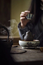 手工制作的独特茶壶和茶船为您带来潮州功夫茶的体验。 #茶壶#茶具#茶具#茶具#中国茶#中国艺术#手工
