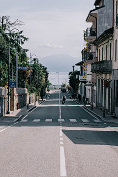 王哈哈丫采集到街景