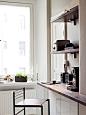 白茶™ » 简单家居生活杂志 » 51平米的简约现代单身公寓