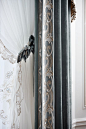 #luxurycurtains #curtains #madeinitaly #italiancraftmanship #elegants #luxuryhome #luxuryinteriors #luxurybrand #embroidery #weddings #interiordecoration #sheer #windowtreatments: 