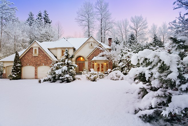 winter-cottage-snow-...