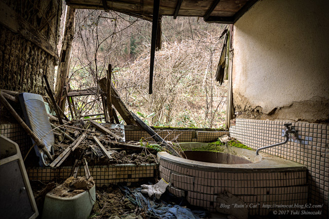 【廃墟】旧藤川邸_離れの風呂