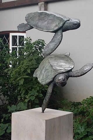 Turtle bronze sculpt...