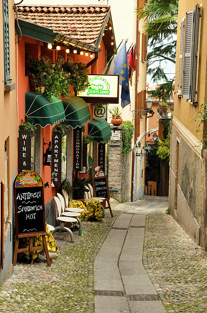 碧提半岛小巷，科莫湖，意大利