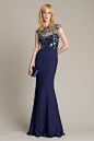 Monique Lhuillier Pre-Fall 2016 Fashion Show : See the complete Monique Lhuillier Pre-Fall 2016 collection.