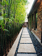 Outdoor Design Ideas, Remodels & Photos with a Garden Path